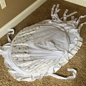 Pro Baby Safety White and Gray Crib Tent